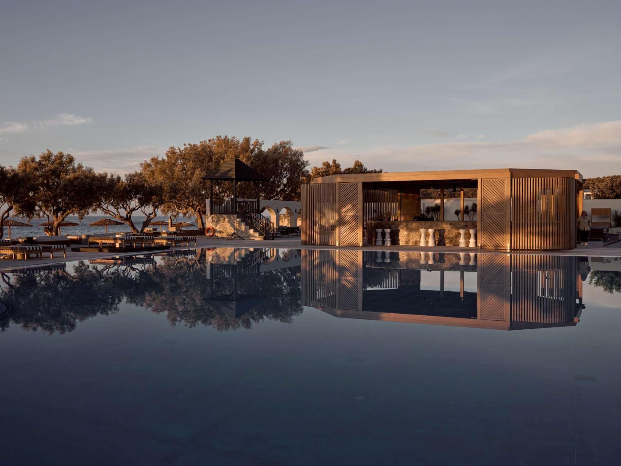 Numo Ierapetra Beach Resort Crete, Adults Only, Curio Collection Hilton Екстериор снимка