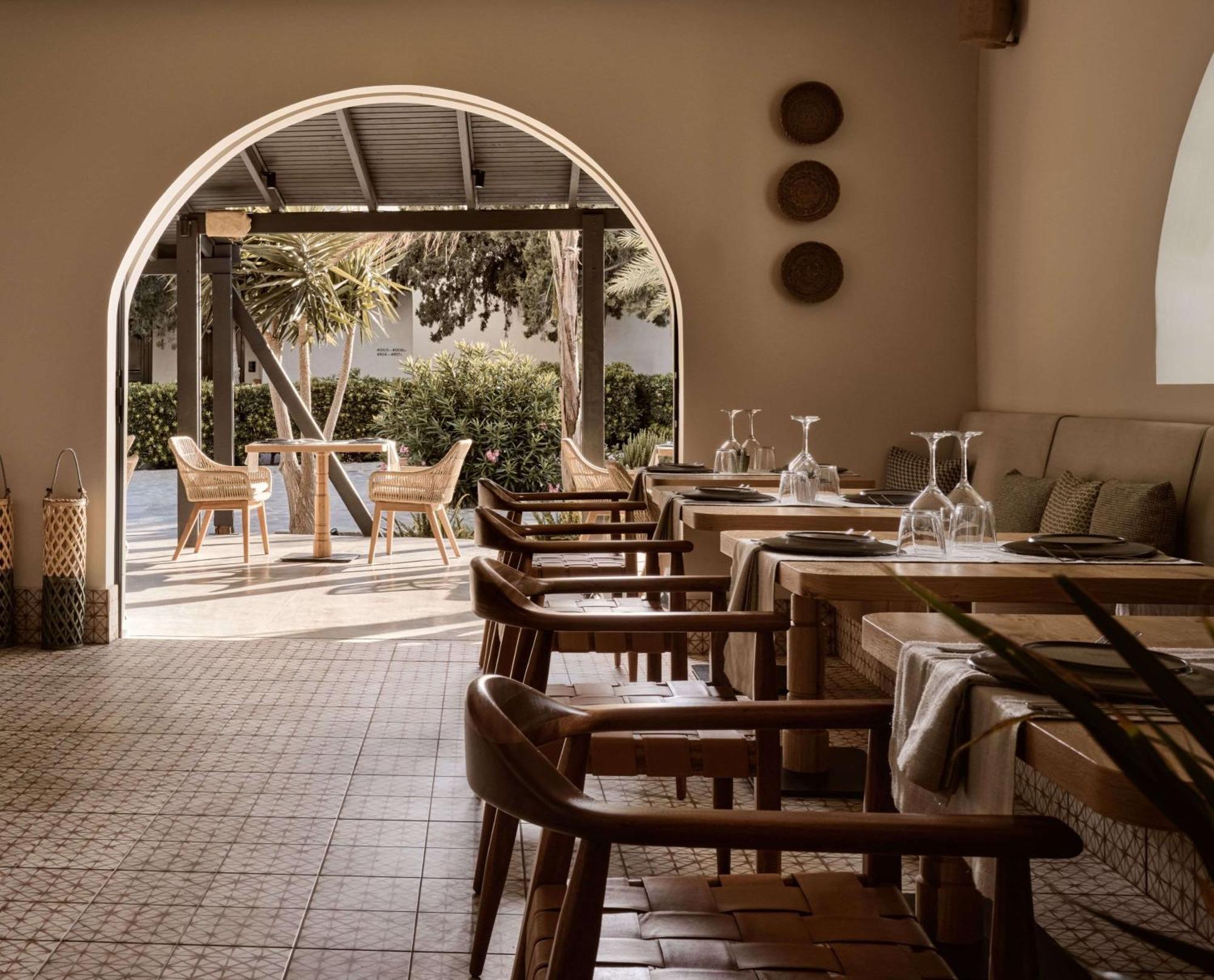 Numo Ierapetra Beach Resort Crete, Adults Only, Curio Collection Hilton Екстериор снимка