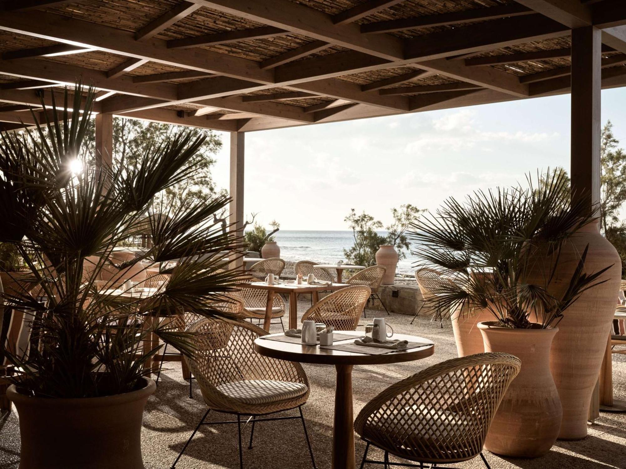 Numo Ierapetra Beach Resort Crete, Adults Only, Curio Collection Hilton Екстериор снимка